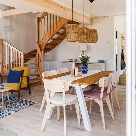 Holiday home Stunning In Zerpenschleuse